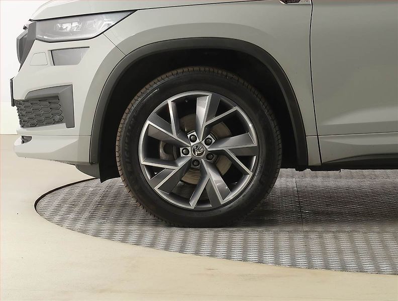 Škoda Kodiaq (2022) Sportline 2.0 TDI, digi klima - fotka 15 z 26