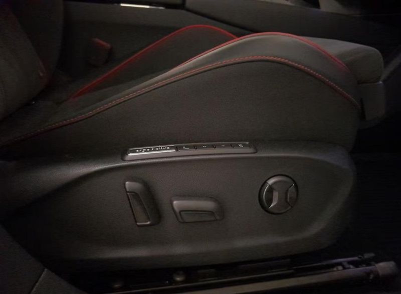Volkswagen ID.7 Tourer GTX 360kam Masáž HuD Tažné - fotka 17 z 18