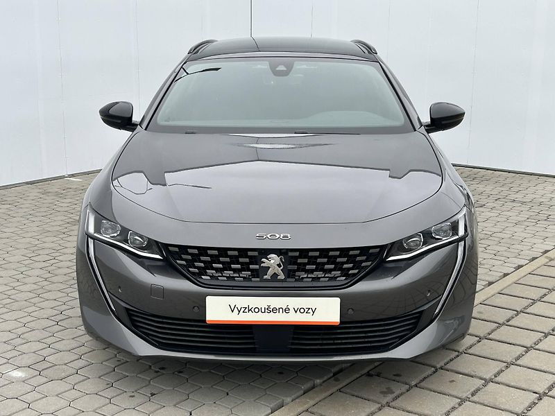 Peugeot 508 GT PACK HYBRID 225 e-EAT8 1.6 - fotka 4 z 27