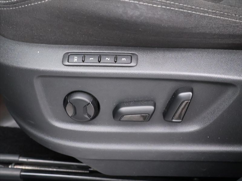 Škoda Kodiaq 2,0 TDI 140kW Style 4x4 DSG CZ - fotka 18 z 36