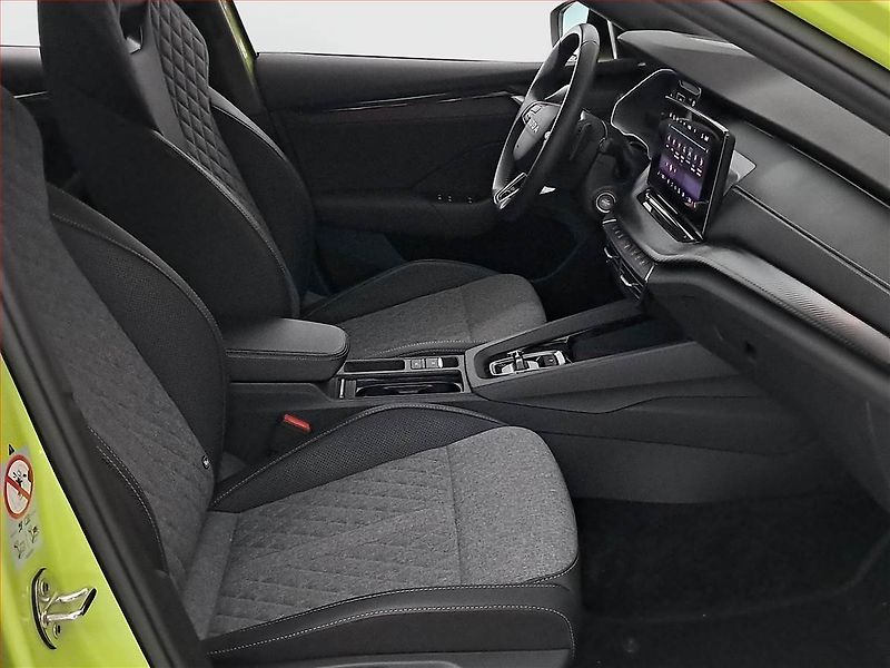 Škoda Octavia (2025) 2.0 TDI, Sportline - fotka 9 z 23