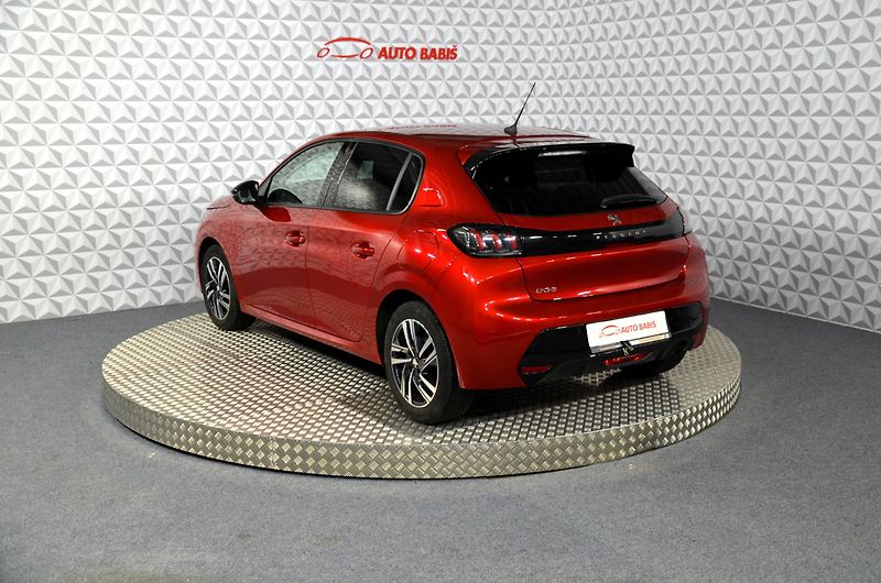 Peugeot 208 (2023) 1.2 100 Allure SS AT - fotka 8 z 19