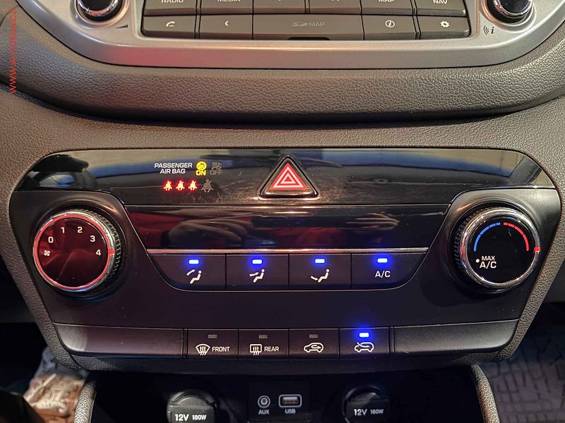 Hyundai Tucson (2017) 2.0 CRDI 4x4, 1.maj,ČR, Klima - fotka 14 z 15