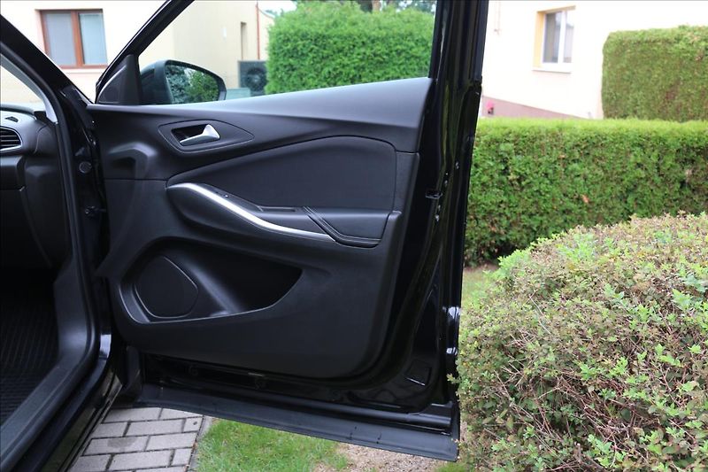 Opel Grandland X 1,2 96Kw,Turbo , Tažné - fotka 28 z 38