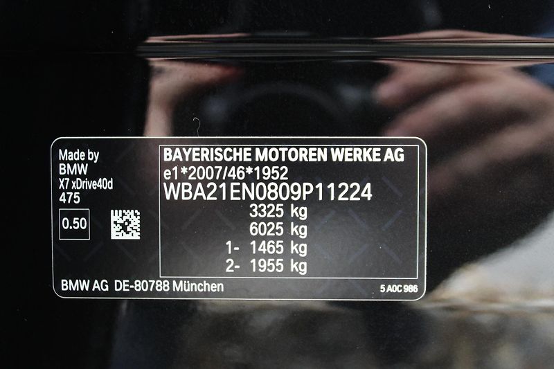 BMW X7 xDrive40d Mpaket CZ - fotka 26 z 26