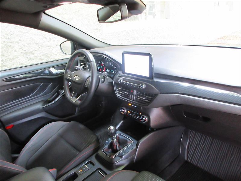 Ford Focus 1,5 i 133Kw, ST Line, Nové ČR - fotka 14 z 29