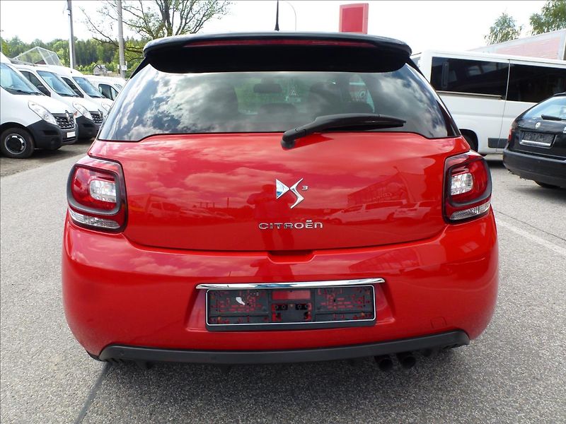 Citroën DS3 1,6 16V VTi THP SportChic - fotka 11 z 46