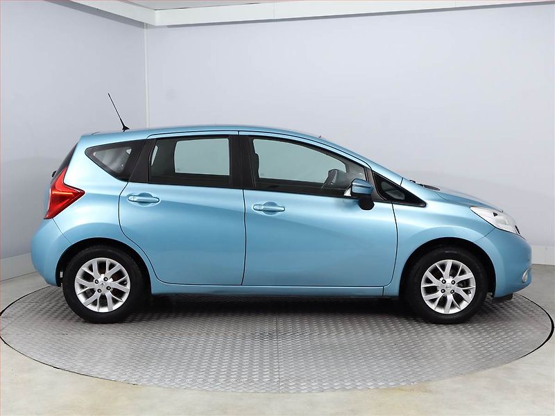 Nissan Note (2015) 1.2, Navi, Tempomat - fotka 6 z 17