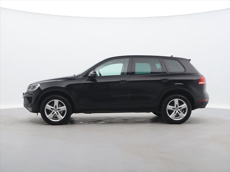 Volkswagen Touareg 3,0 TDI V6 193kW 4x4 Tažné - fotka 4 z 34