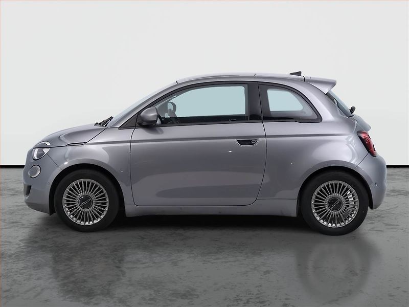Fiat 500e (2021) 42 kWh, SoH 91%, Automat - fotka 3 z 22
