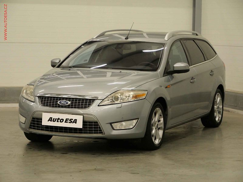 Ford Mondeo (2010) 2.0i, ČR, AT, xenon, autoAC - fotka 3 z 20