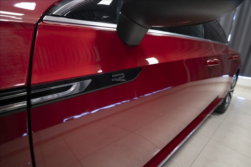 Volkswagen Arteon 2,0 TDI DSG R-LINE 1. MAJ ČR - fotka 34 z 36