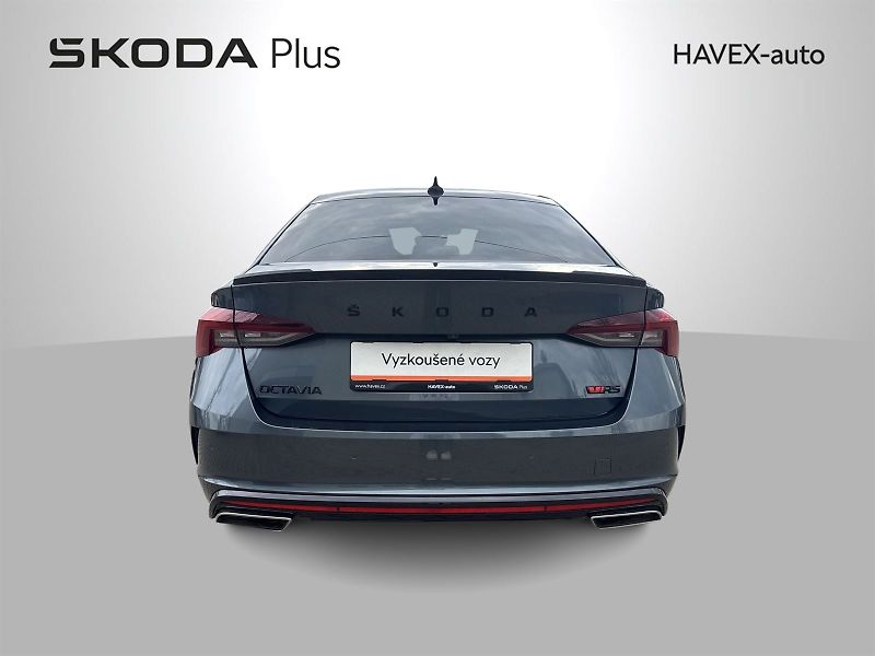 Škoda Octavia (2021) 2.0 TSI DSG RS - fotka 36 z 36