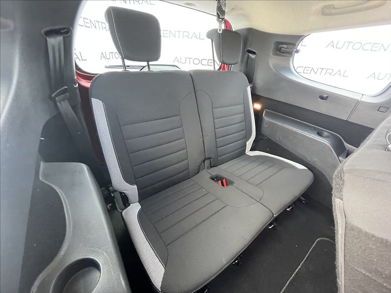 Dacia Lodgy 1,3 TCe,96kW,STEPWAY,serv.kn., - fotka 22 z 25