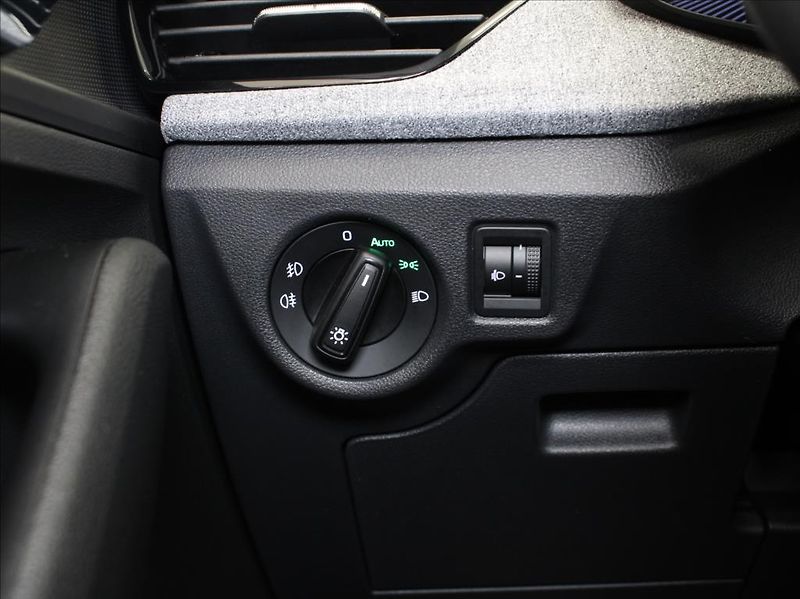 Škoda Kamiq 1,0 TSi 85kW Sel. 5L.Záruka - fotka 19 z 24