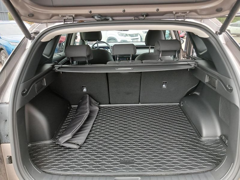 Hyundai Tucson Plug-in Hybrid1,6 T-GDI 4x4 AT - fotka 16 z 20