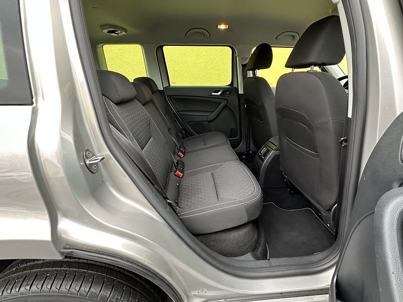 Škoda Yeti (2015) EDITION*1.4TSI/110kW*4x4*1.Maj - fotka 33 z 42