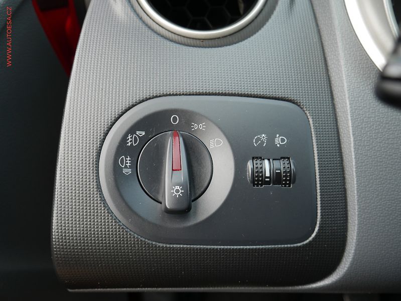 Seat Ibiza (2009) 1.4i, ČR, servis.kniha, AC - fotka 18 z 18