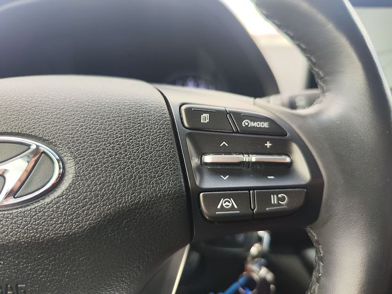 Hyundai i30 1.5 T-GDi117kw smart Navi - fotka 26 z 34