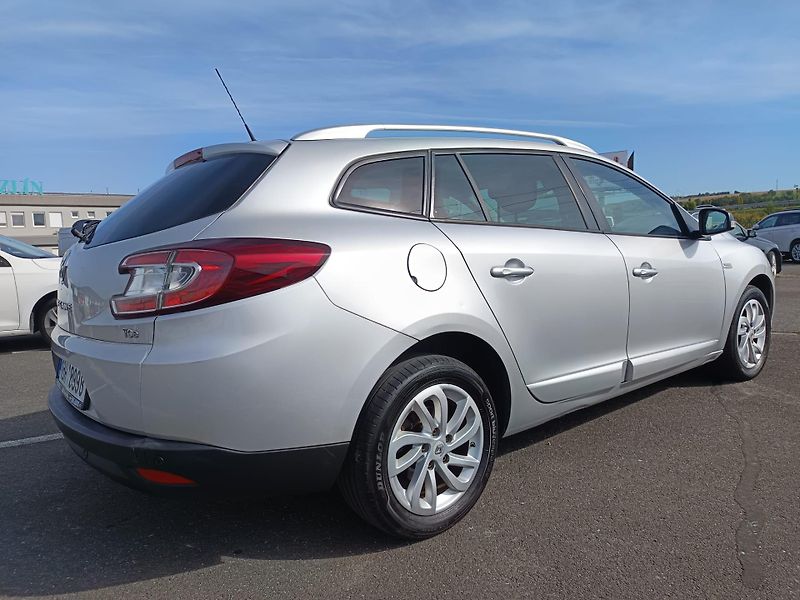 Renault Mégane (2016) - fotka 7 z 37