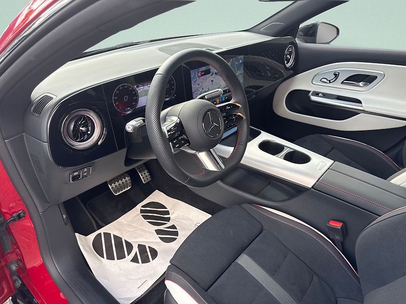 Mercedes-Benz CLA 250+ EQ - fotka 9 z 20