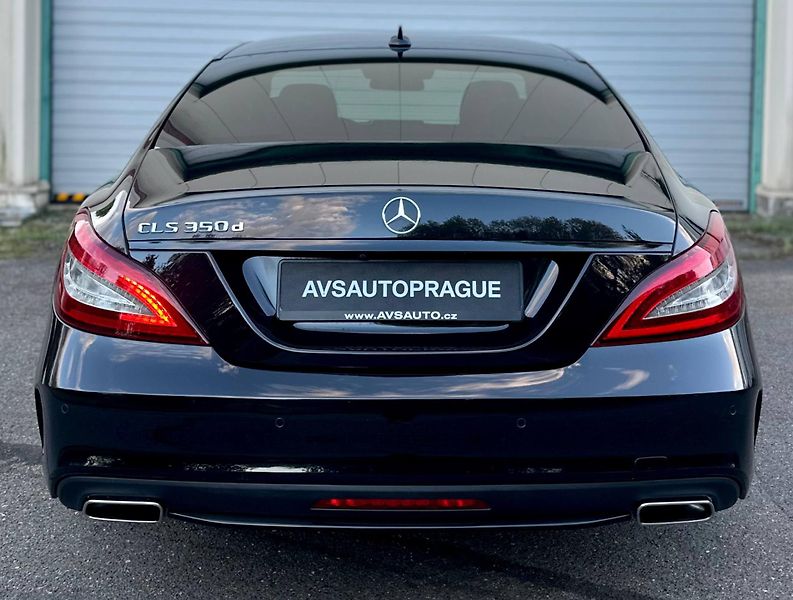 Mercedes-Benz CLS (2016) 350D 3.0 V6 190KW AMGLINE C218 - fotka 5 z 33