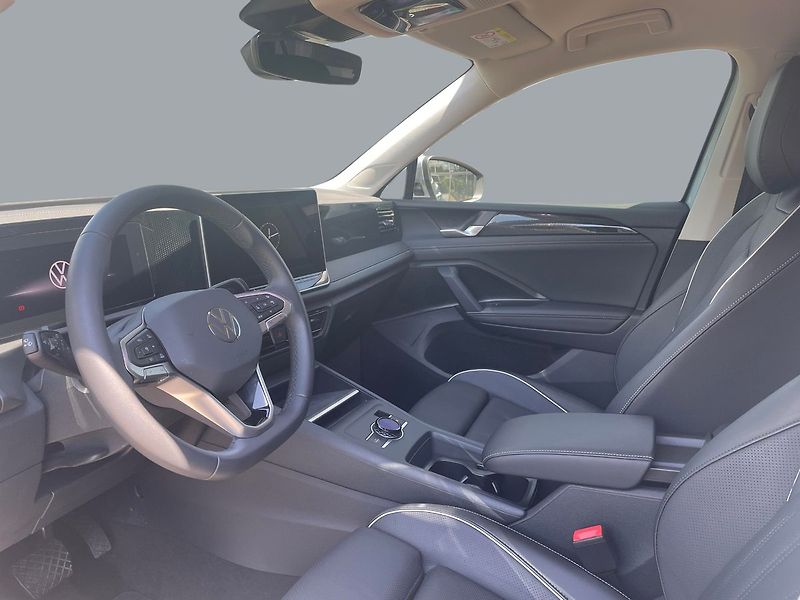 Volkswagen Tiguan People  1,5 TSI 150 kW eHybrid - fotka 5 z 8