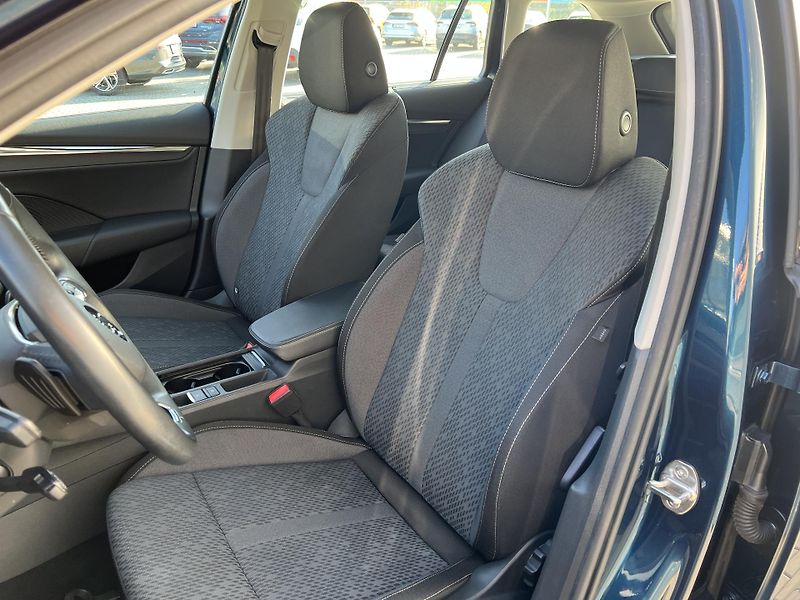 Škoda Octavia 1,5TSi 110kW STYLE DSG - fotka 10 z 37