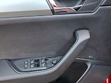 Škoda Superb (2018) Combi Ambition Plus 2,0TDi 110 - náhled 32