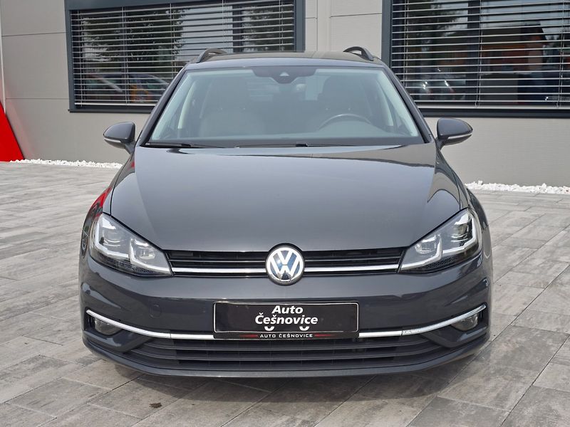 Volkswagen Golf (2019) Highline 1.5 TSI 110kW - fotka 2 z 33