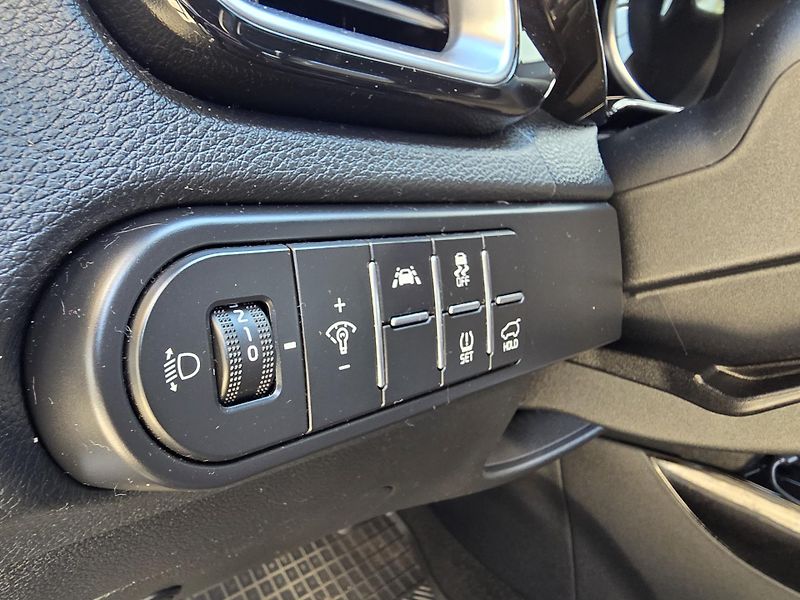 Kia Ceed (2019) 1.6-GT-LINE-AUTOMAT-TAŽNÉ - fotka 13 z 18