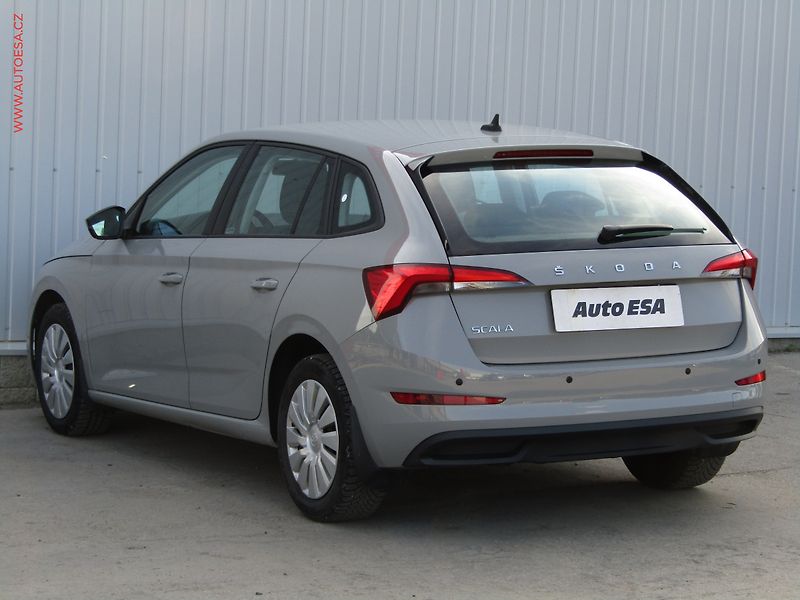 Škoda Scala (2020) 1.0 TSi, ČR, Ambition - fotka 6 z 18