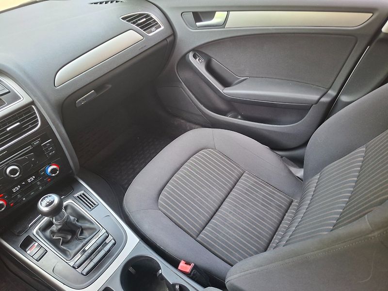 Audi A4 (2012) 2.0TDi 105kW 6MAN -SERVISOVÁNO - fotka 12 z 26