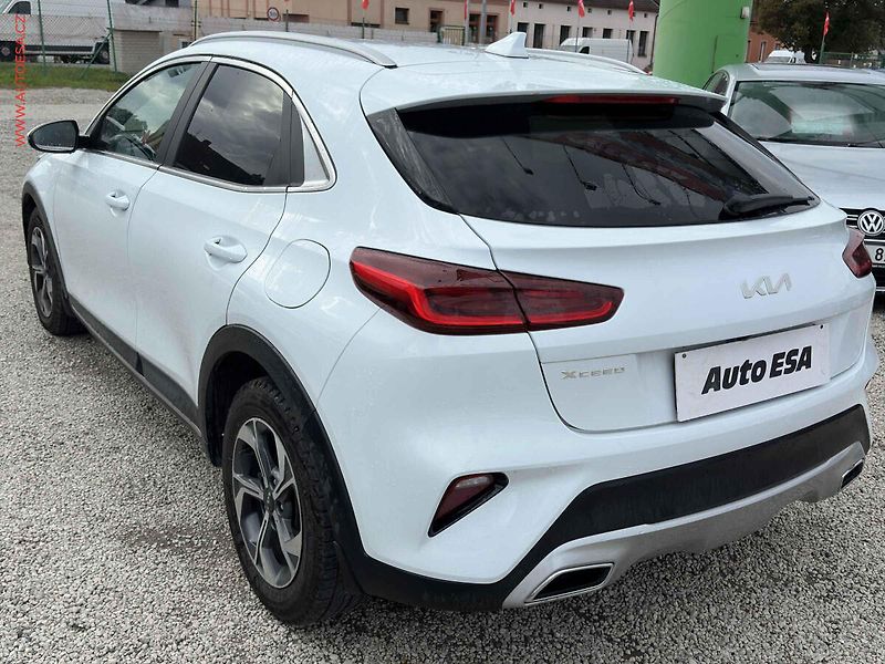 Kia XCeed (2021) 1.5 T-GDi, ČR, servis.kniha. - fotka 6 z 23