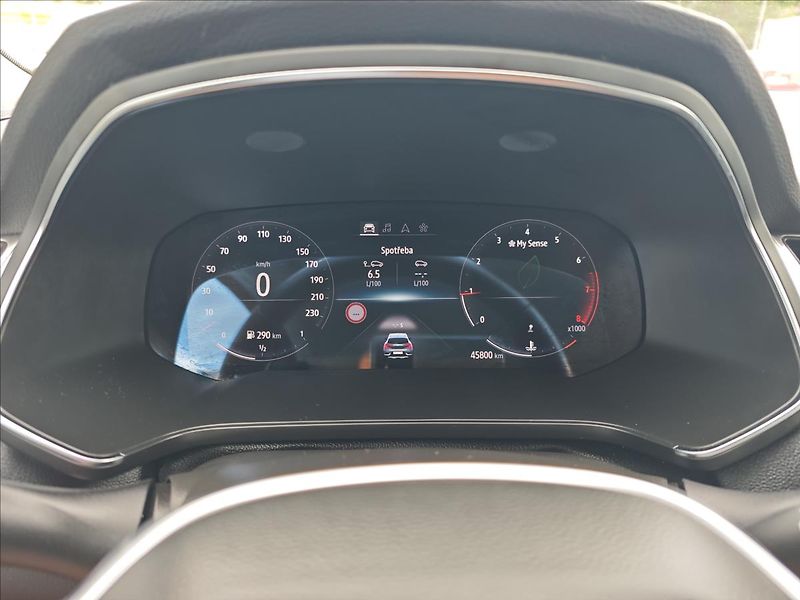 Renault Captur 1,3 TCe140  Techno - fotka 18 z 21