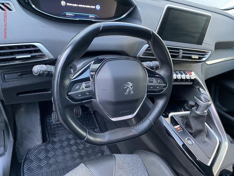 Peugeot 5008 (2020) 1.5 HDi 7míst, 2.maj,ČR - fotka 12 z 17