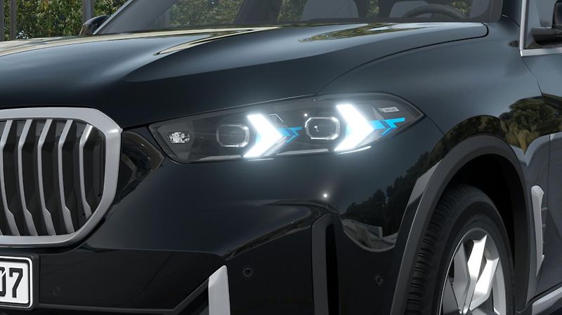 BMW X5 xDrive30d - fotka 6 z 14