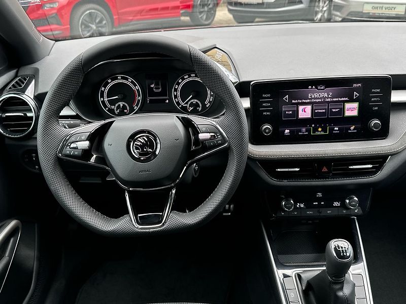 Škoda Fabia Style 1.0 TSI 6MP - fotka 5 z 17