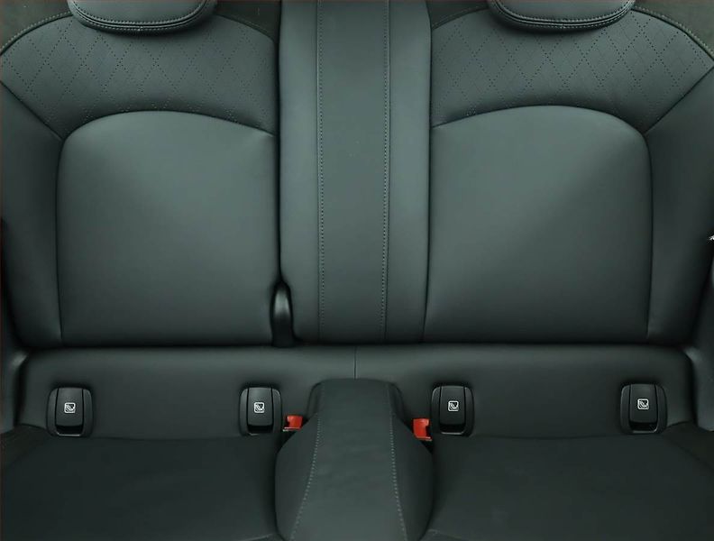 Mini Ostatní (2020) Cooper SE 32 kWh, SoH 96% - fotka 10 z 19