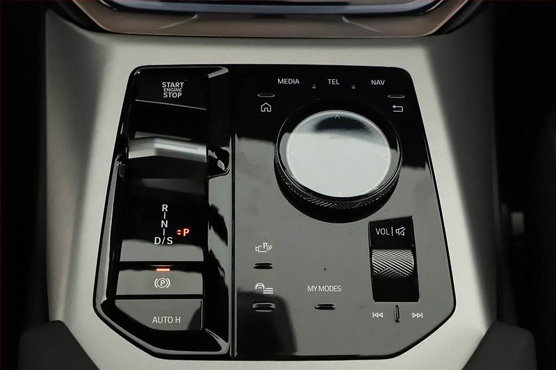 BMW X3 (2025) 20d xDrive, M SPORT, KEYLESS - fotka 11 z 29