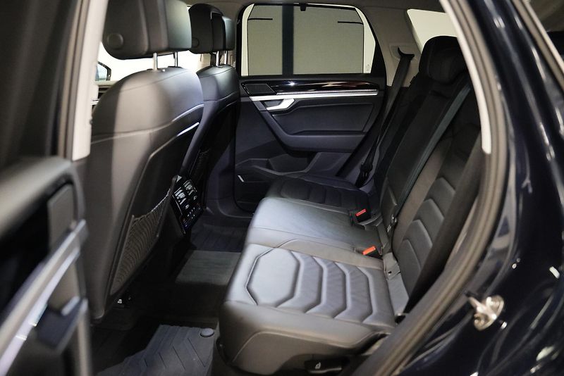 Volkswagen Touareg - fotka 28 z 30