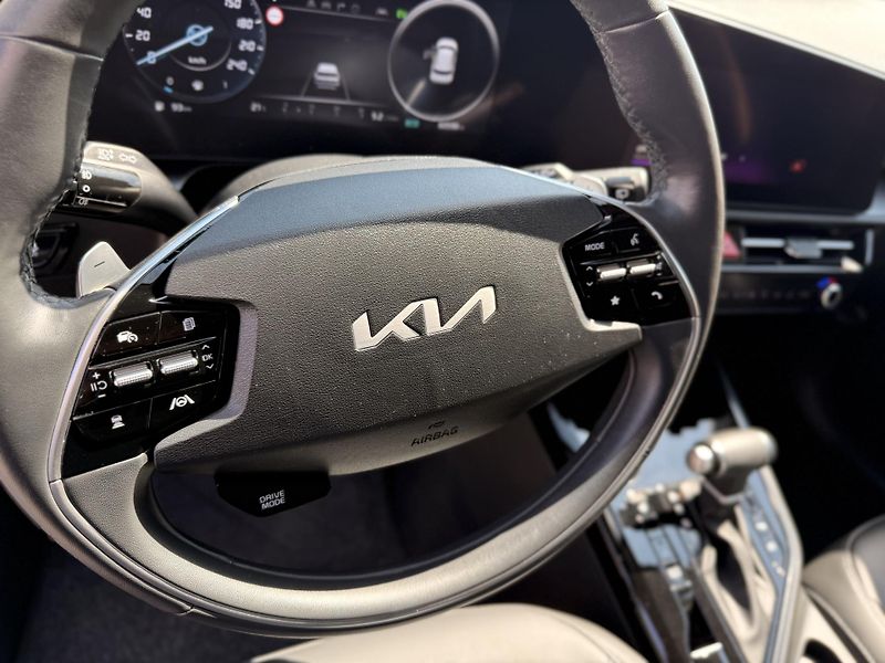 Kia Niro (2023) 1.6 GDI,HEV,REZERVOVÁNO - fotka 30 z 43