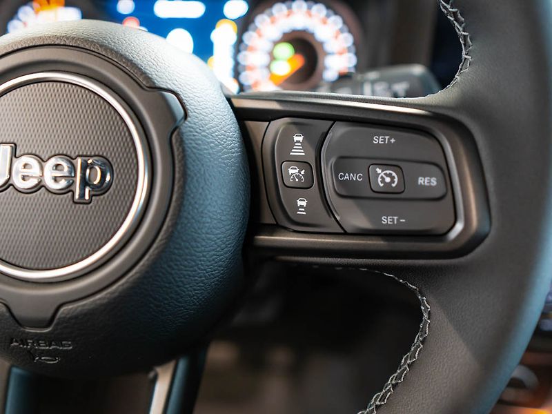 Jeep Wrangler (2026) 3.6 V6 Rubicon X, Naviják - fotka 17 z 35