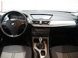 BMW X1 (2010) 2.0 D xDrive18d, AC, park - náhled 8