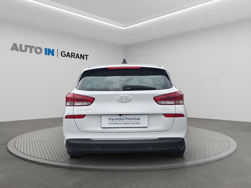 Hyundai i30 (2024) Comfort 1.0T-GDi 73kw, serv. k - fotka 6 z 22
