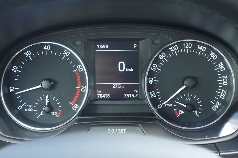 Škoda Fabia 1.2 TSI 81kW Style DSG - fotka 23 z 28