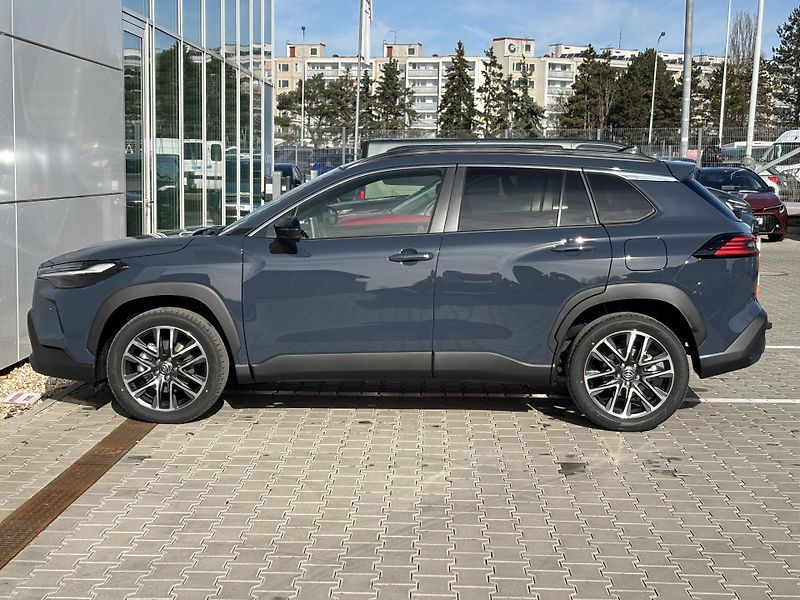 Toyota Corolla Cross (2026) NEW STYLE 1,8 HEV  - fotka 12 z 14