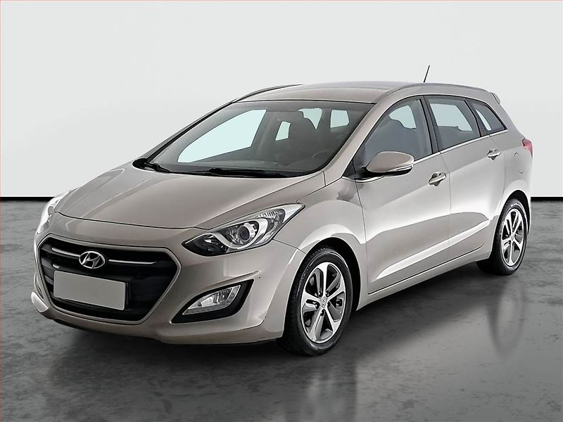 Hyundai i30 (2015) Weekend 1.6 GDI, Serv.kniha - fotka 2 z 19
