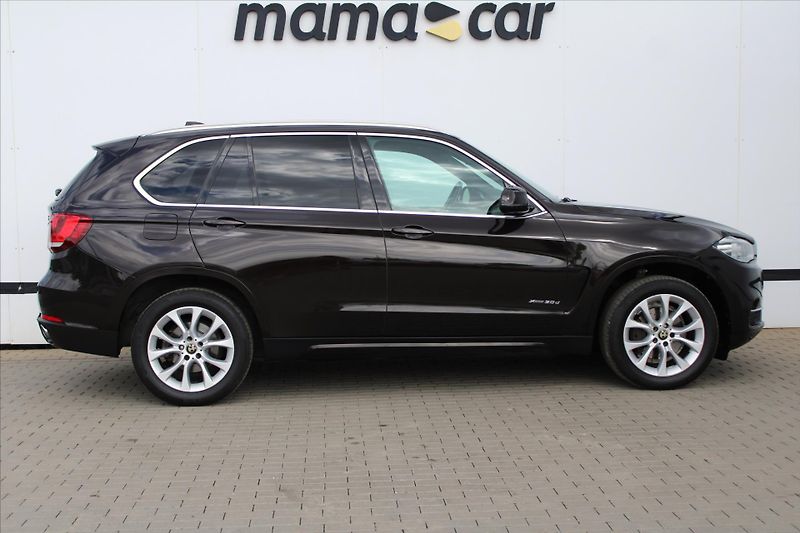 BMW X5 xDrive 30d NAVI DPH 1.MAJ ČR - fotka 8 z 26