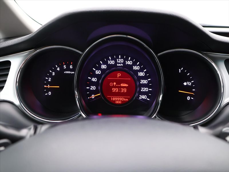 Kia Ceed 1.6 CRDi 100kW Aut. CZ DPH - fotka 17 z 32
